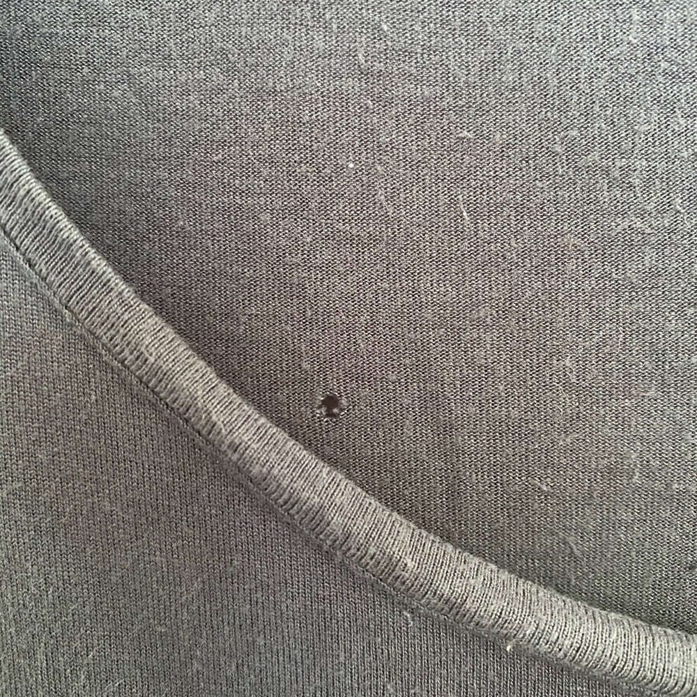 Old Navy basic tee - Picture 4 of 4